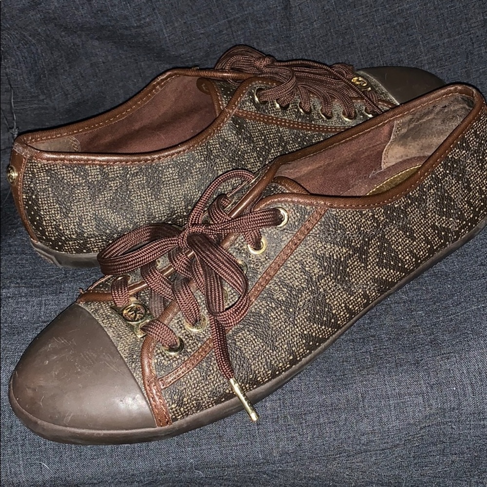 Michael Kors tennis shoes sz 10